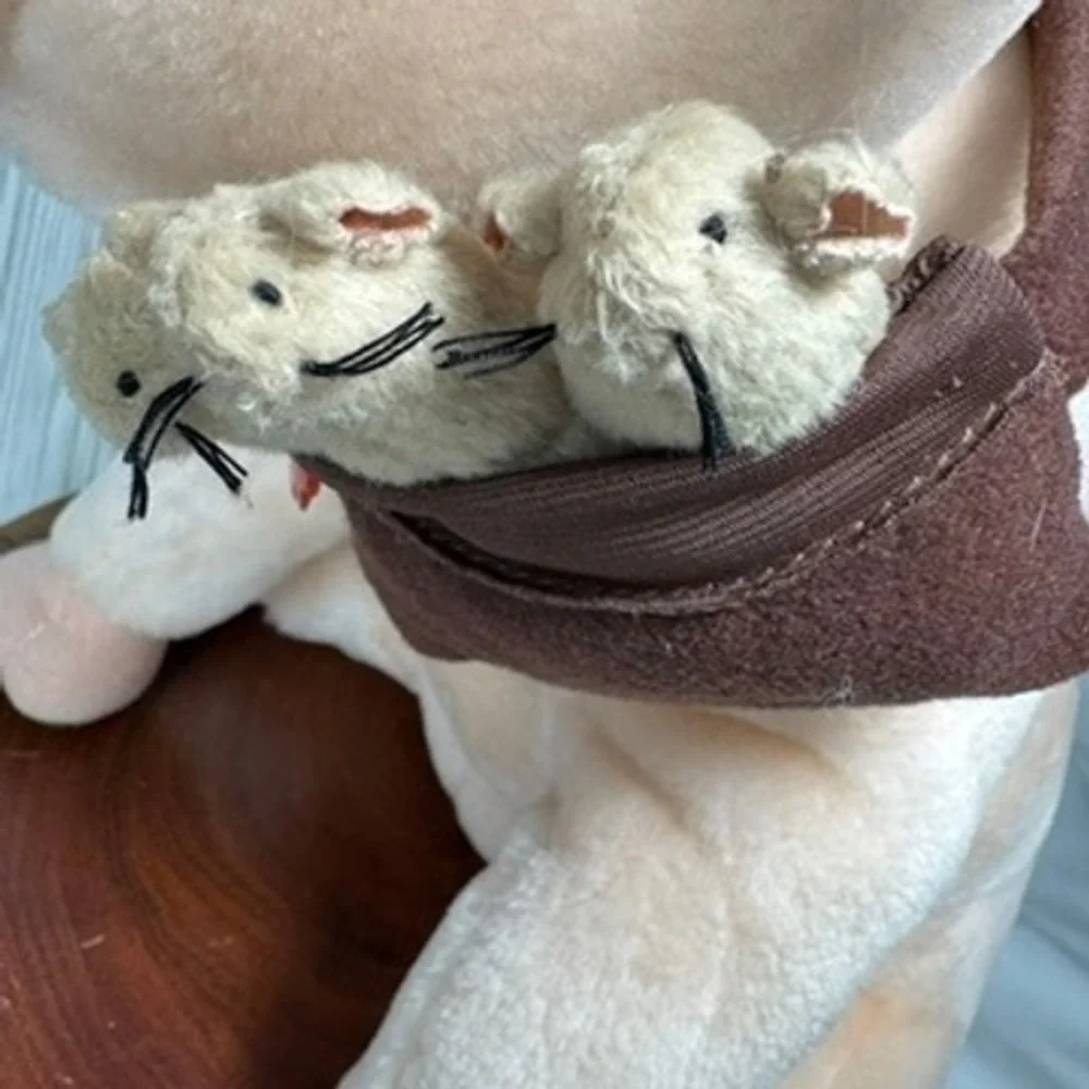 Vintage Babe and Friends Pig Plush with Mice in Pouch Movie Collectible Toy 12